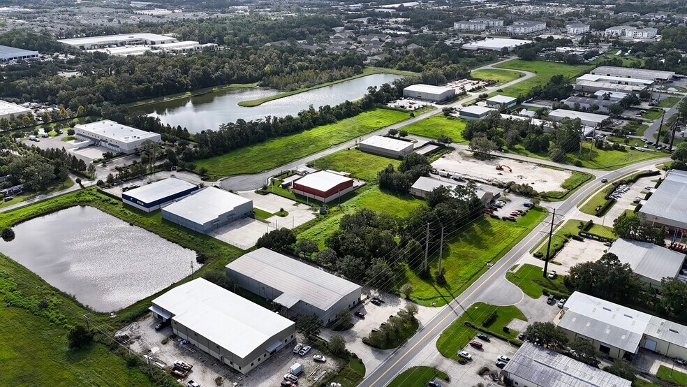 More Photos Of 395 Hickman Dr, Sanford Warehouse For Lease