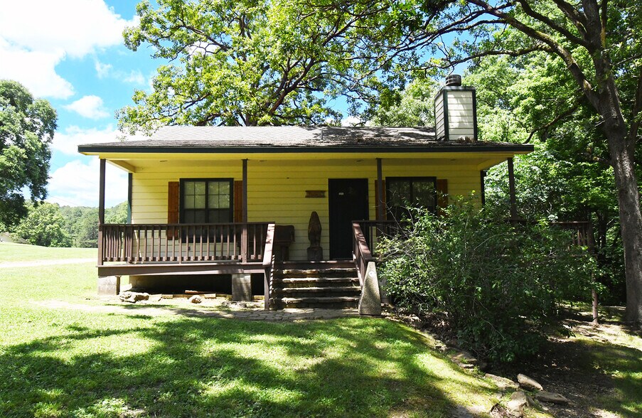 More Photos Of 7687 OK-10, Tahlequah Hospitality For Sale