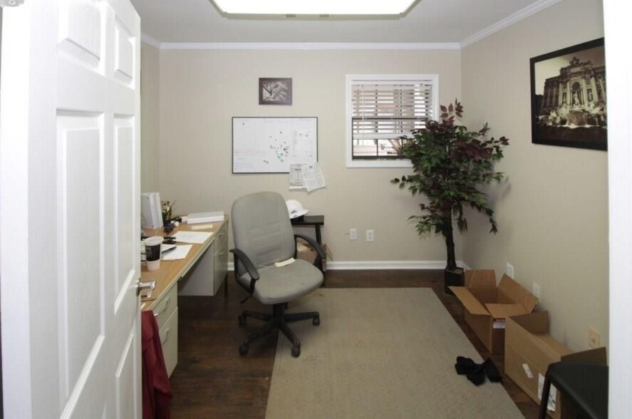 More Photos Of 59 Rogers Ave, Jasper Warehouse For Sale