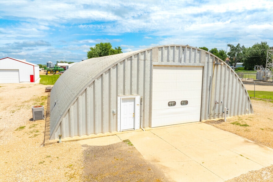 More Photos Of 406 W Ross St, Toledo Industrial For Sale