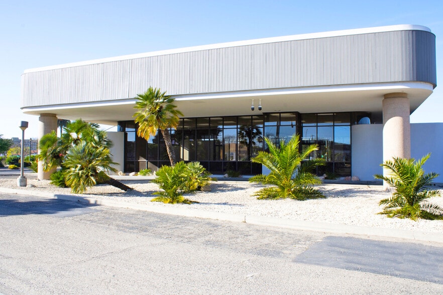 Primary Photo Of 408 E Main St, Santa Maria Office For Sale