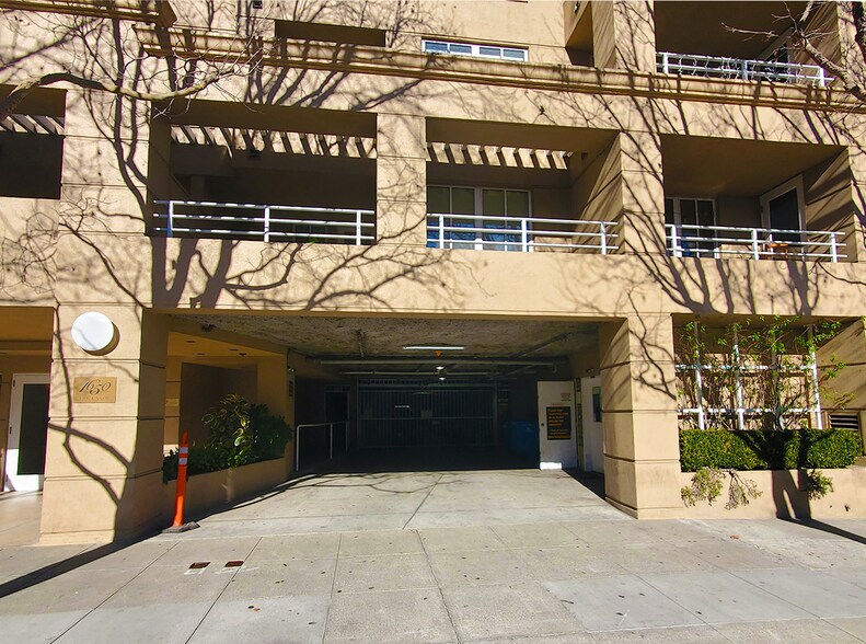 More Photos Of 1650 Jackson St, San Francisco Apartments For Sale