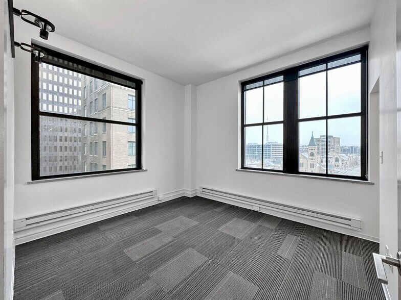 More Photos Of 405 6th Ave, Des Moines Apartments For Lease