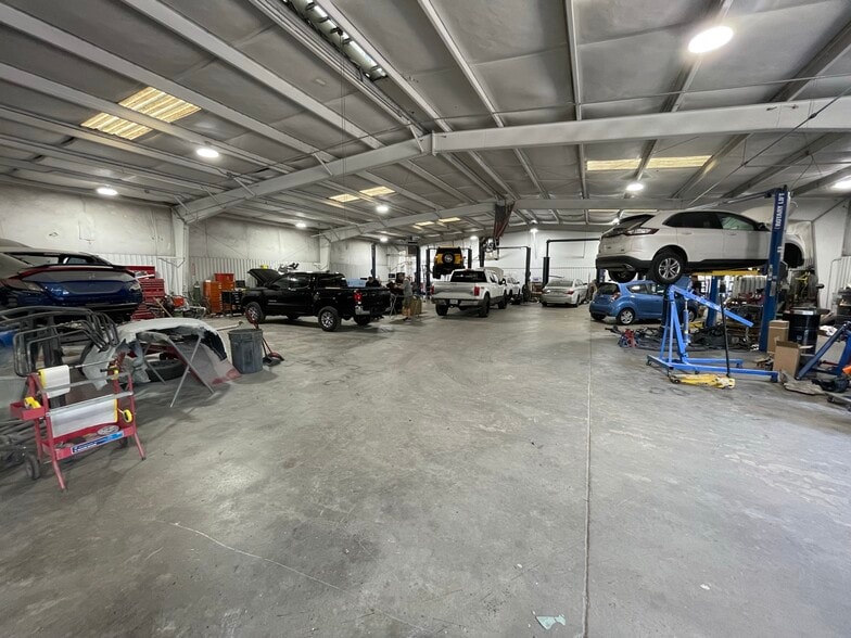 More Photos Of 200 Maxham Rd, Austell Storefront For Sale