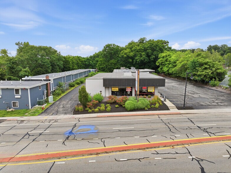 More Photos Of 239 Boston Tpke, Shrewsbury Freestanding For Sale