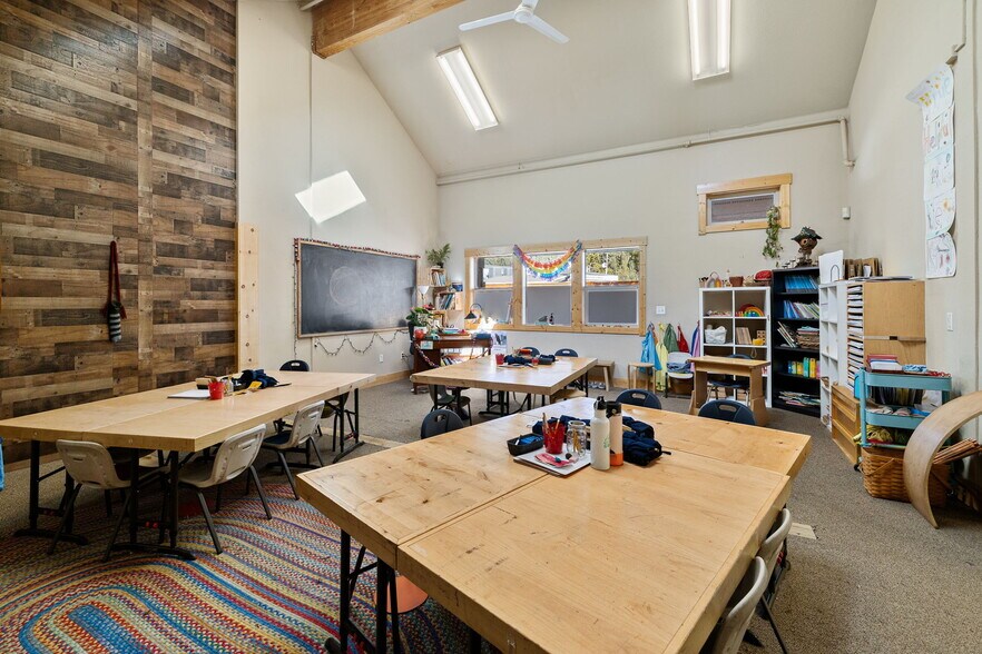 More Photos Of 12315 Deerfield Dr, Truckee Office Residential For Sale