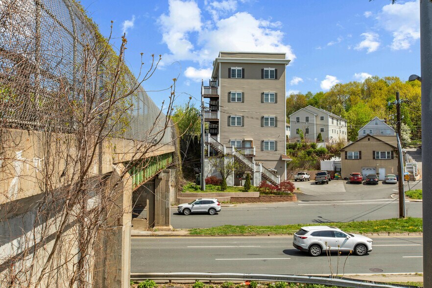 More Photos Of 473 Revere Beach Pky, Revere Apartments For Sale