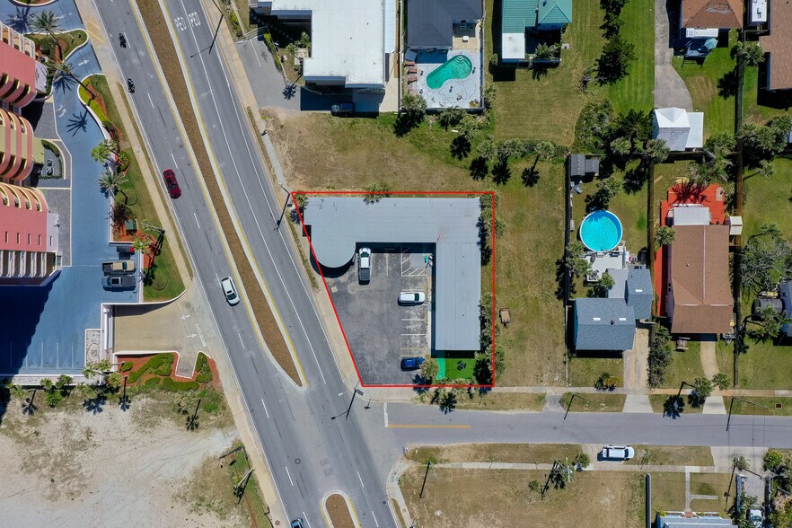 More Photos Of 1915 N Atlantic Ave, Daytona Beach Hotel For Sale