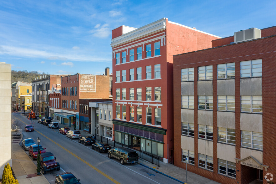 Primary Photo Of 209 Saint Clair St, Frankfort Office For Lease