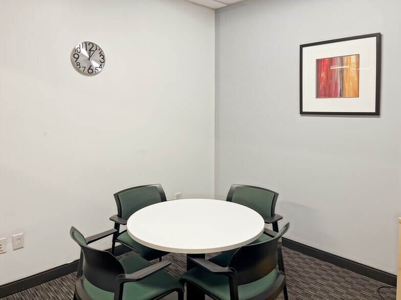 More Photos Of 99 Hudson St, New York Coworking Space