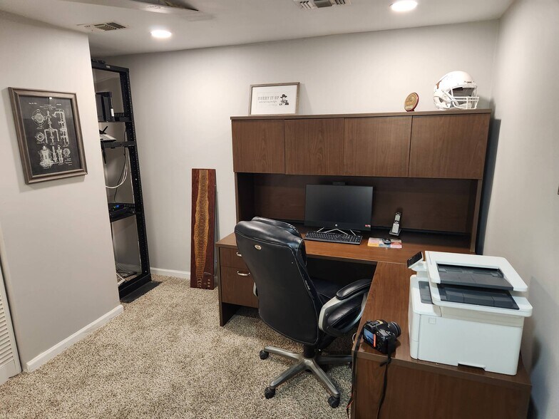 More Photos Of 101 Petras Way, Kyle Warehouse For Sale