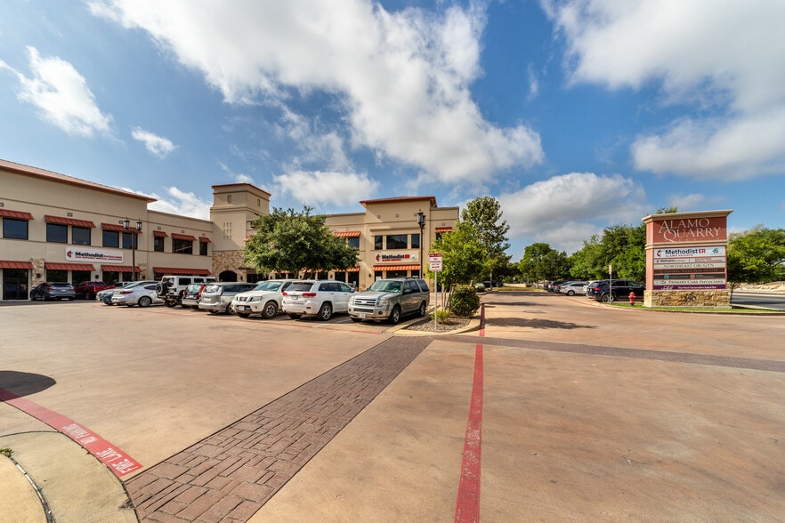 More Photos Of 250 E Basse Rd, San Antonio Medical For Lease
