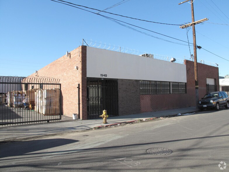 More Photos Of 1540 E 25th St, Los Angeles Warehouse For Sale
