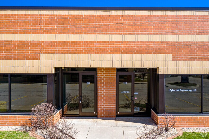 More Photos Of 5202 Eastpark Blvd, Madison Medical For Lease