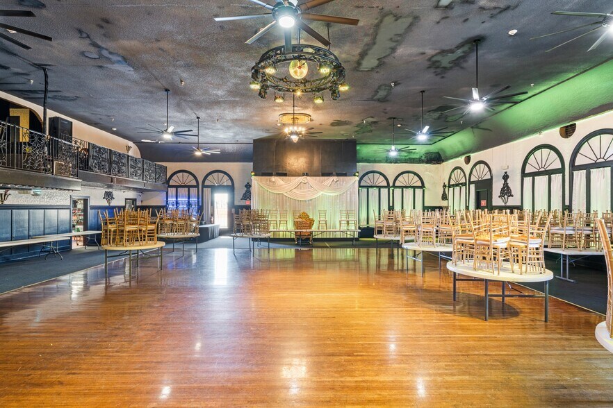 More Photos Of 917 Whittier Blvd, Montebello Storefront For Sale