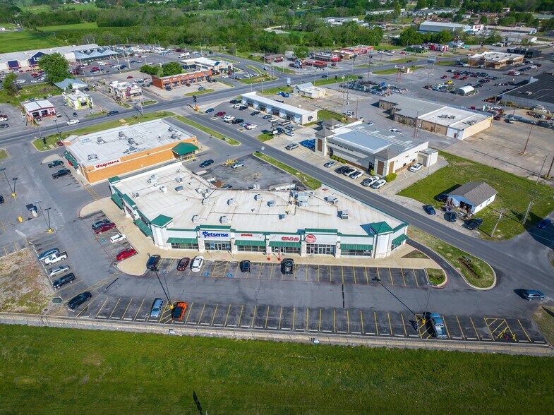 More Photos Of 1909-1941 S Muskogee St, Tahlequah Unknown For Lease