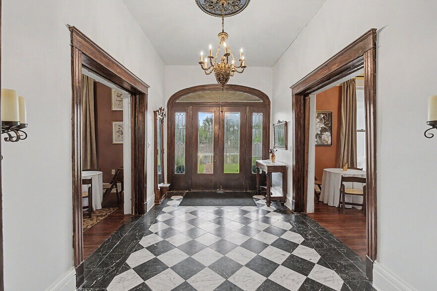 More Photos Of 118 Hwy 309 S, Byhalia Lodge Meeting Hall For Sale