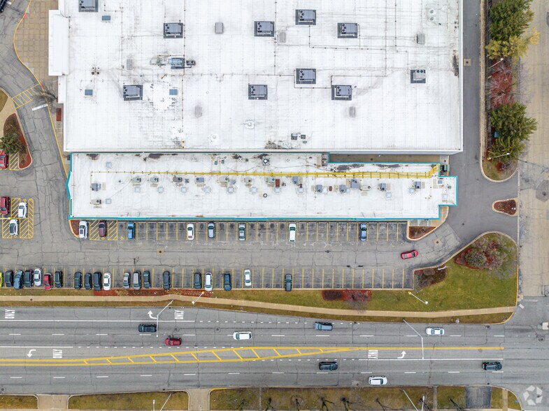 More Photos Of 300-700 Broadview Village Sq, Broadview Unknown For Sale