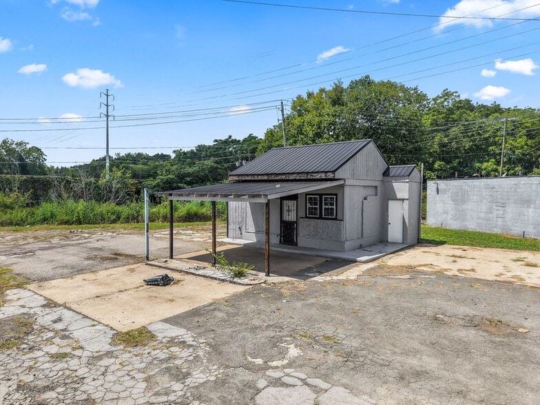 More Photos Of 2 S Park Rd SW, Birmingham General Retail For Sale