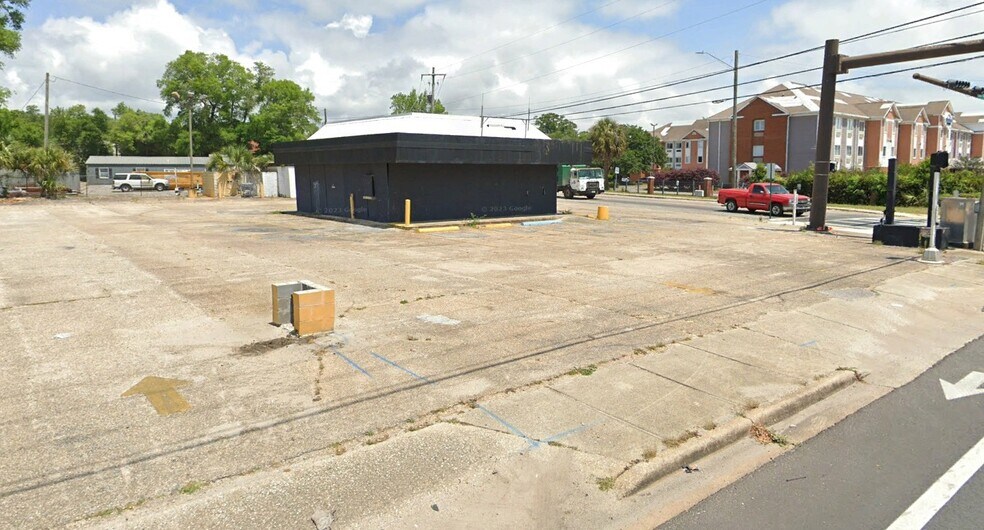 More Photos Of 4010 Barrancas Ave, Pensacola Fast Food For Sale