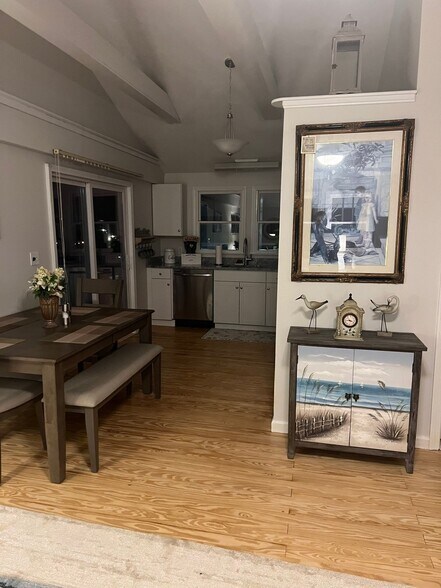 More Photos Of 574 Main St, Hyannis Storefront Retail Residential For Sale