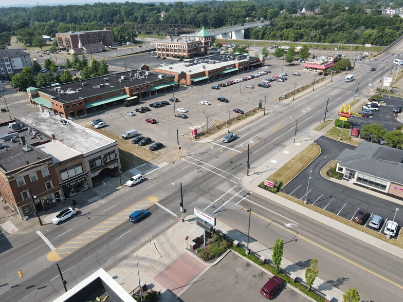 Primary Photo Of 129 Lincoln Way W, Massillon Land For Lease