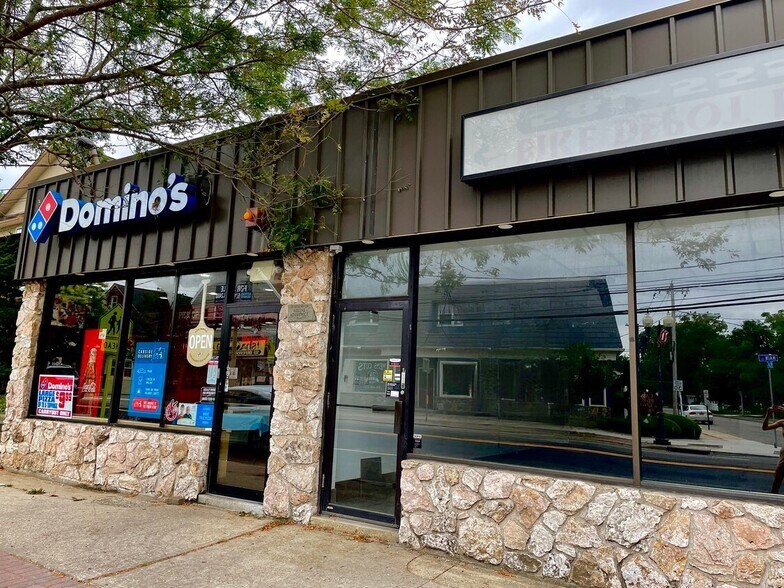 More Photos Of 75-77 W Main St, East Islip Storefront For Lease