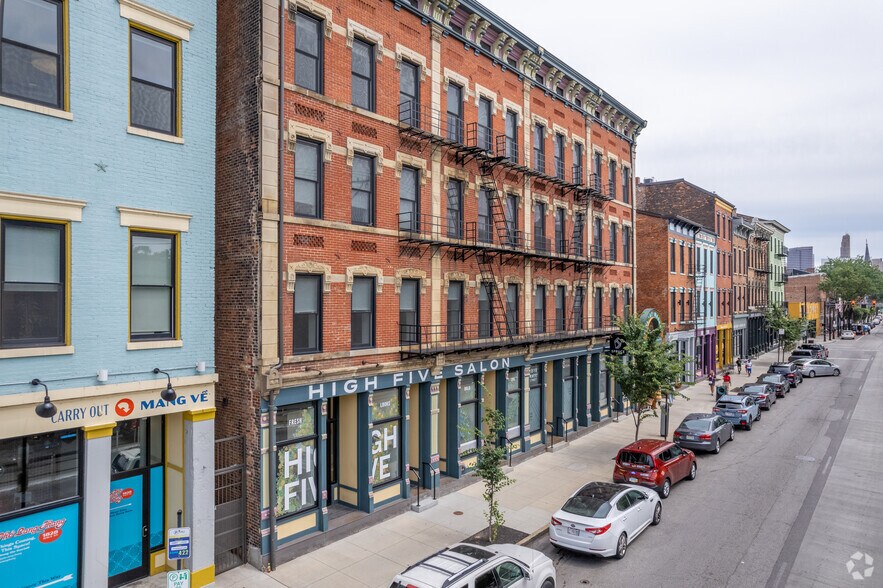 More Photos Of 1818 Race St, Cincinnati Office For Lease