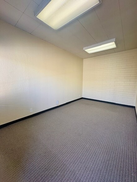 More Photos Of 415 Cambridge Ave, Palo Alto Medical For Lease