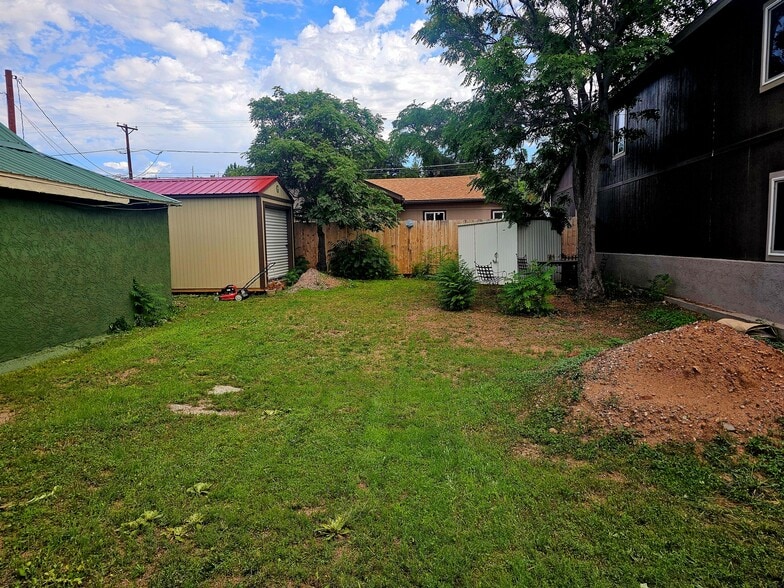 More Photos Of 520 W Main St, Payson Storefront Retail Residential For Sale