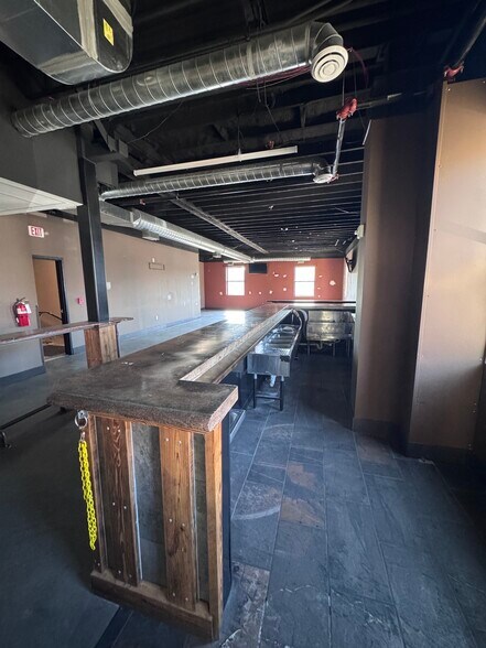 More Photos Of 257 N Water St, Kent Storefront Retail Residential For Sale