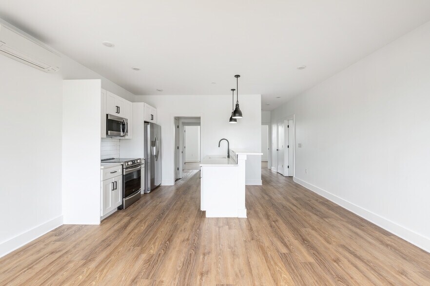 More Photos Of 85 E Sharpnack St, Philadelphia Apartments For Sale