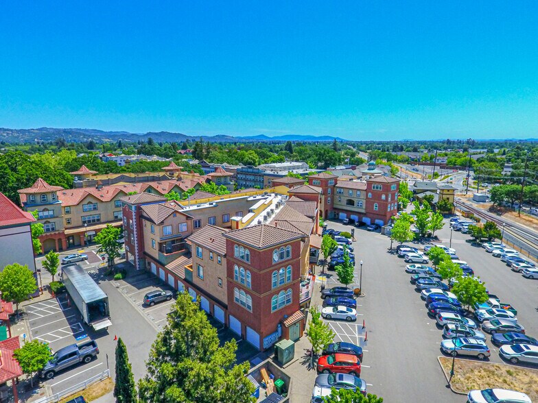 More Photos Of 220 Windsor River Rd, Windsor Apartments For Sale