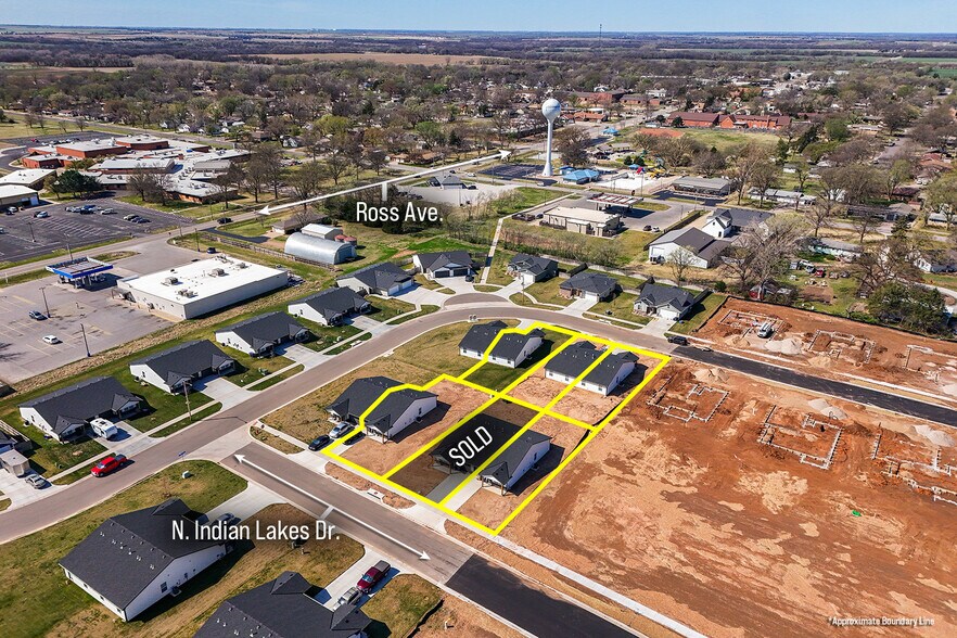 Primary Photo Of 185 Indian Lakes Dr, Clearwater Apartments For Sale