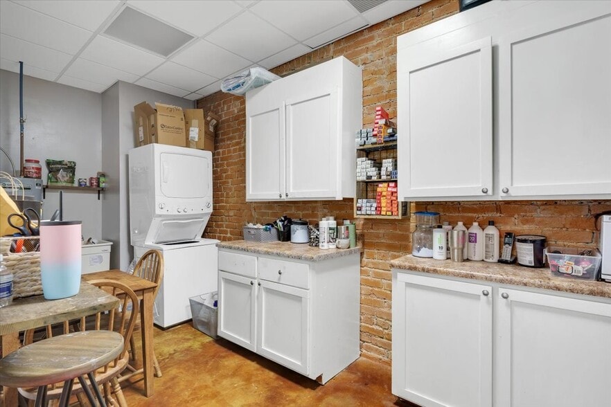 More Photos Of 205 N Laurens St, Greenville Loft Creative Space For Lease