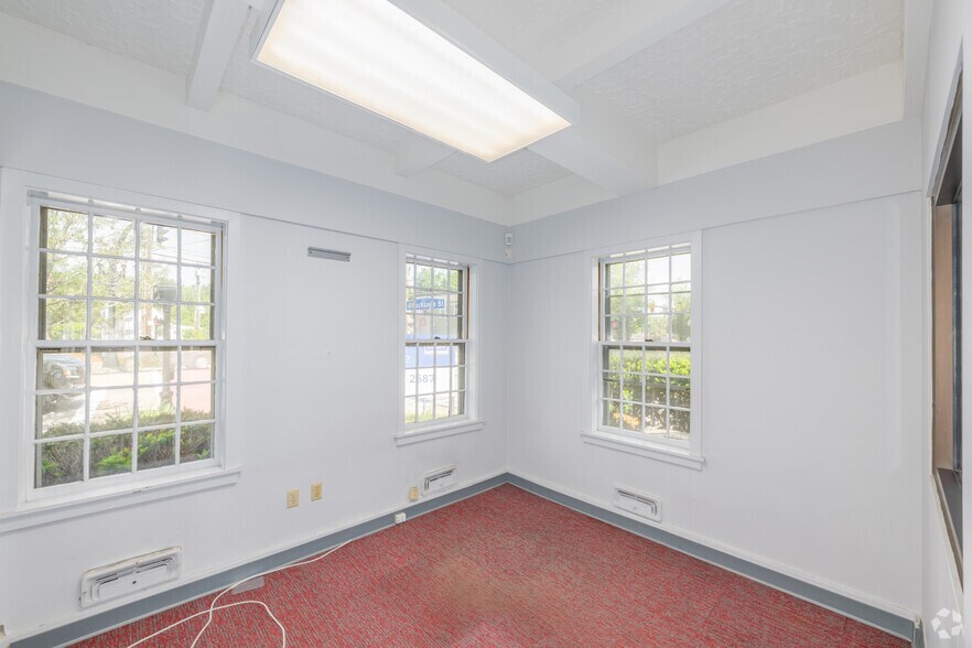 More Photos Of 818 Washington St, Holliston Bank For Sale