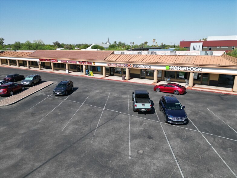 More Photos Of 7018-7082 E Golf Links Rd, Tucson Unknown For Lease