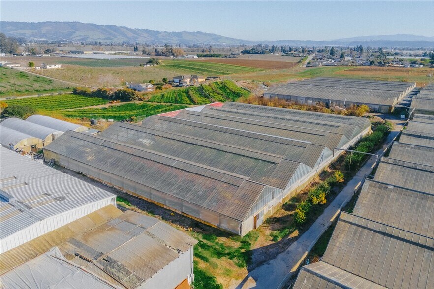 More Photos Of 371 Calabasas Rd, Watsonville Land For Sale