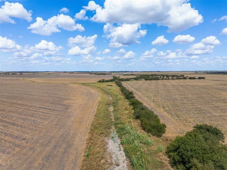 More Photos Of 000 Wells Lane, Manor Land For Sale