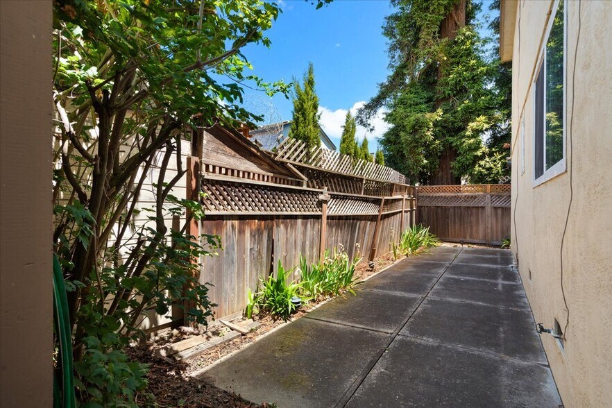 More Photos Of 236 Haas Ave, San Leandro Apartments For Sale