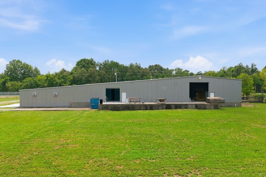 More Photos Of 7612 Drag Strip Rd, Fairview Industrial For Sale
