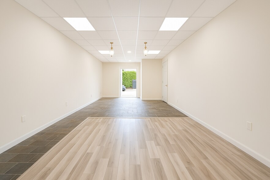 More Photos Of 322 W Montauk Hwy, Lindenhurst Freestanding For Lease