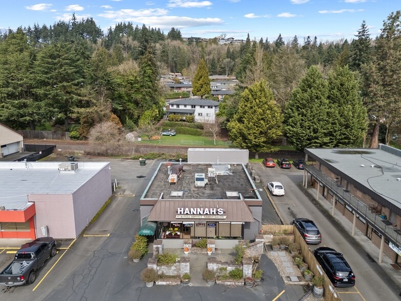 More Photos Of 1304 Ocean Beach Hwy, Longview Storefront Retail Office For Sale