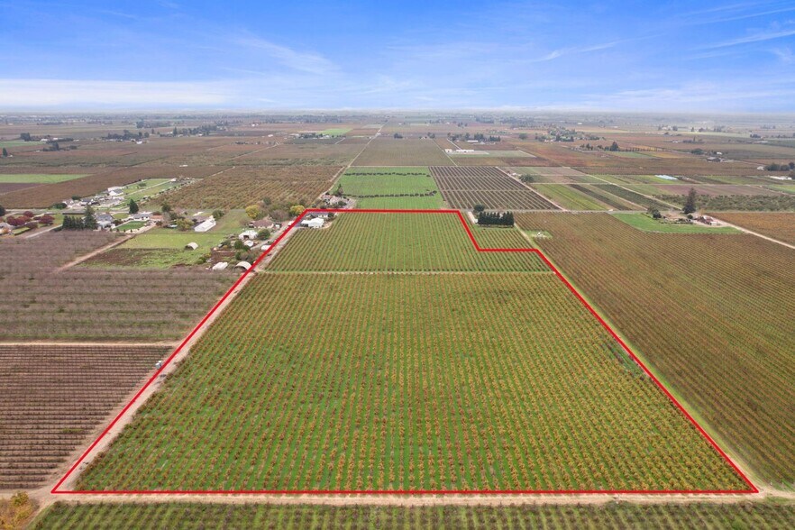 Primary Photo Of 14235 N Vintage Rd, Lodi Land For Sale