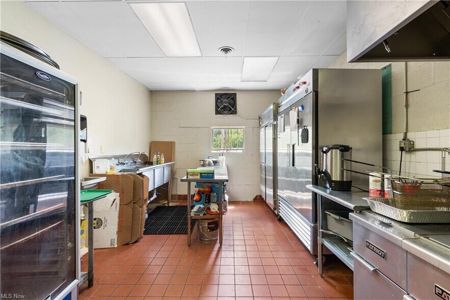 More Photos Of 6483 State Rd, Parma Office For Sale