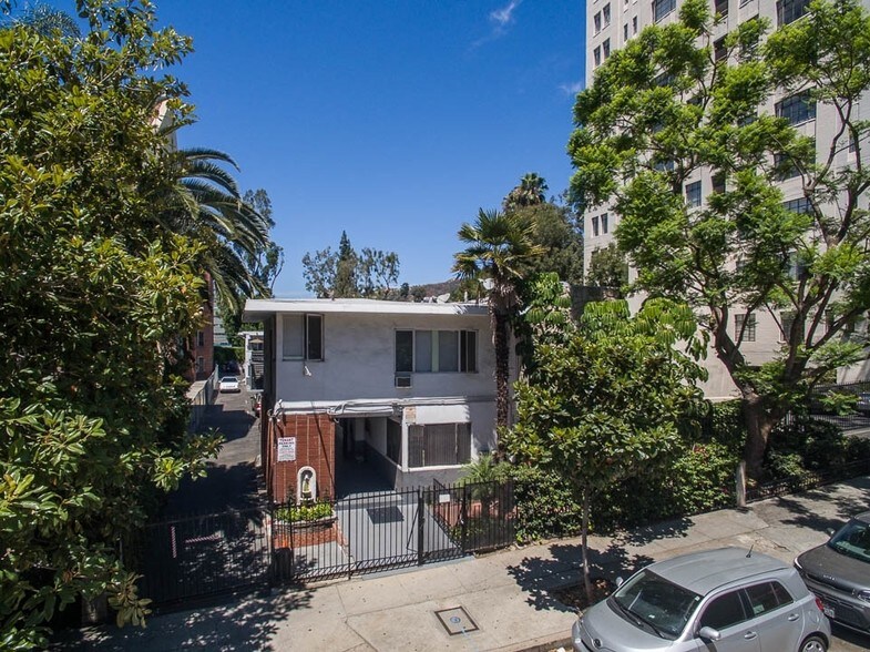 More Photos Of 1847 N Cherokee Ave, Los Angeles Apartments For Sale