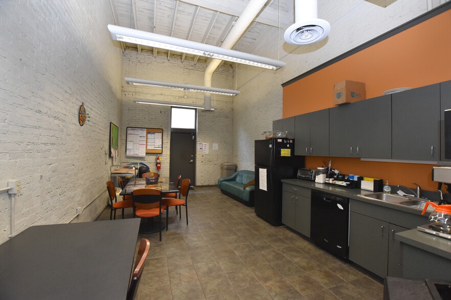 More Photos Of 1410 Cowart St, Chattanooga Loft Creative Space For Sale