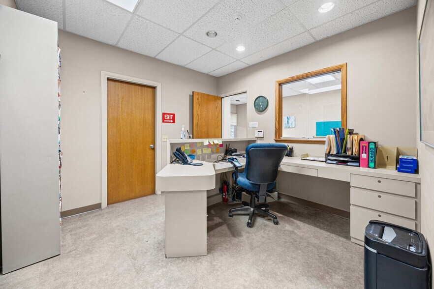 More Photos Of 61E Monroe Ave, Pittsford Medical For Sale