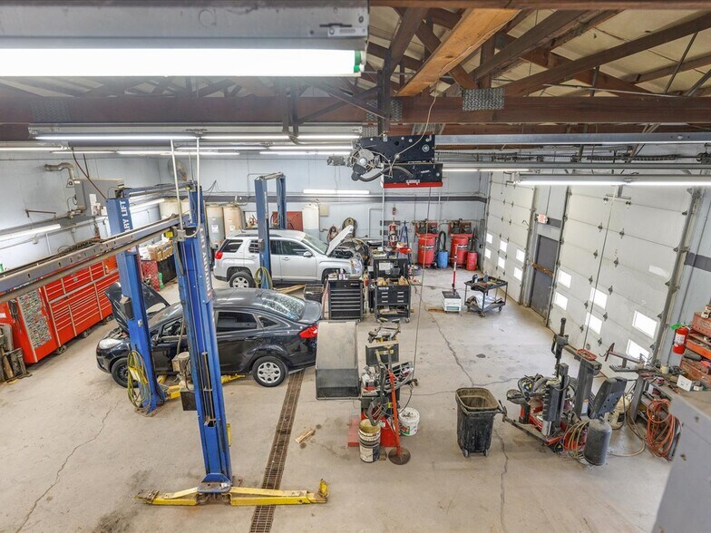 More Photos Of 4554 Il Route 173, Poplar Grove General Retail For Sale