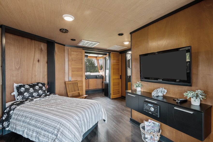 More Photos Of 220 Pungo Shores, Belhaven Lodge Meeting Hall For Sale